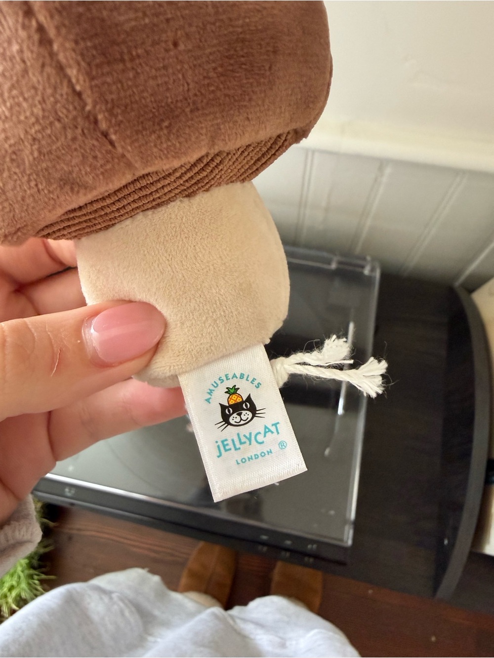 Jellycat Vivacious Vegetable Mushroom Retired - Picture 3 of 5